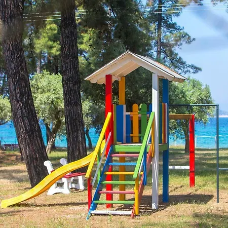 Riva Azzurra - Kid's Paradise 公寓 Glykadi